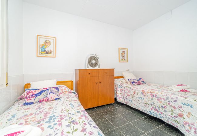 Appartement à Rosas / Roses - 2026-POETA MARQUINA Appartement avec 4 ch. à coucher Appartement à Rosas / Roses - 2026-POETA MARQUINA Appartement avec 4 ch. à coucher