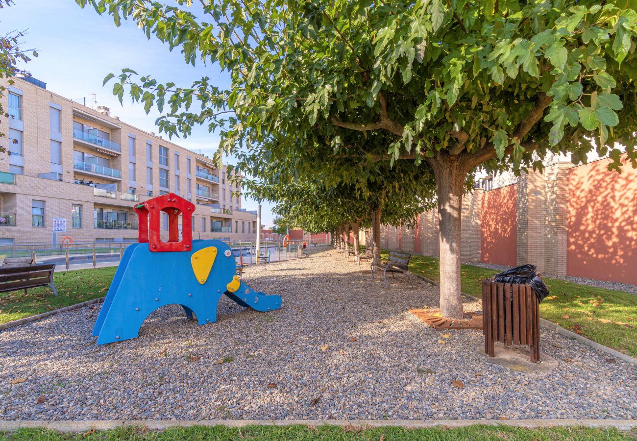 Appartement à Empuriabrava - 0149-PUIG ROM Appartement avec piscine communautaire et parking