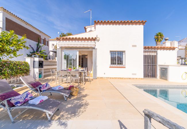 Villa à Empuriabrava - 0042-FLAMICELL Maison au canal avec piscine