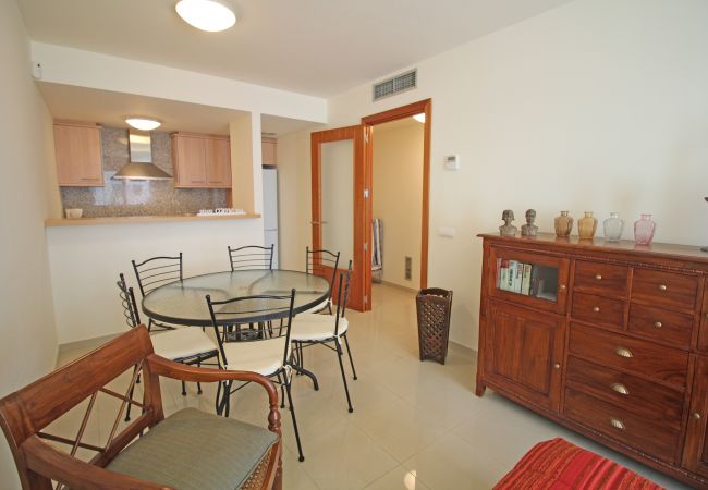 Appartement à Rosas / Roses - 8010-MIL.LENI Appartement avec piscine communautaire et parking Appartement à Rosas / Roses - 8010-MIL.LENI Appartement avec piscine communautaire et parking