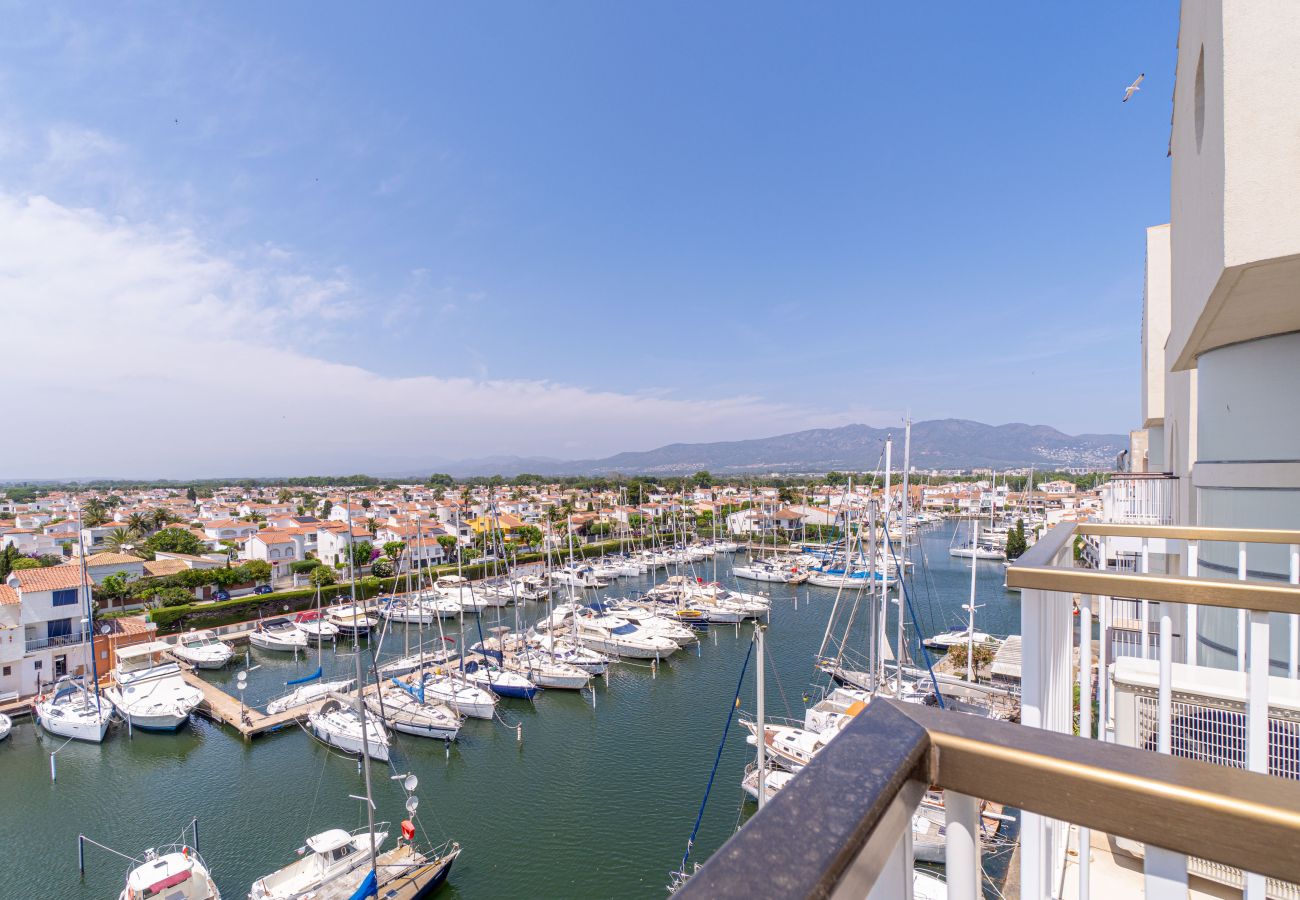 Appartement à Empuriabrava - 0160-PORT GREC Appartement avec WIFI, Smart TV, vue sur canal et mer