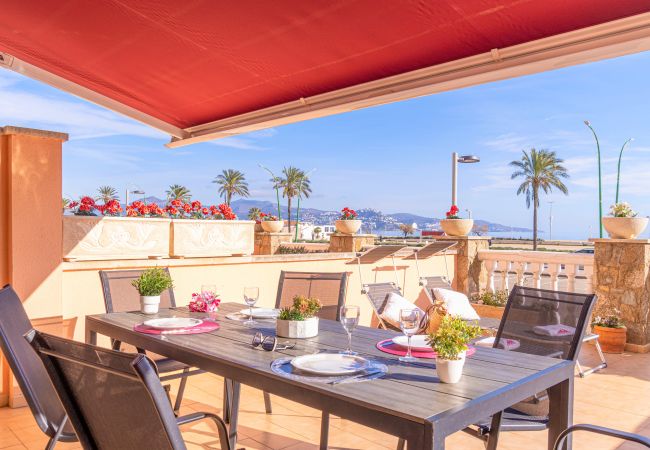  à Empuriabrava - 0097-MARENOSTRUM Appartement en face de la mer