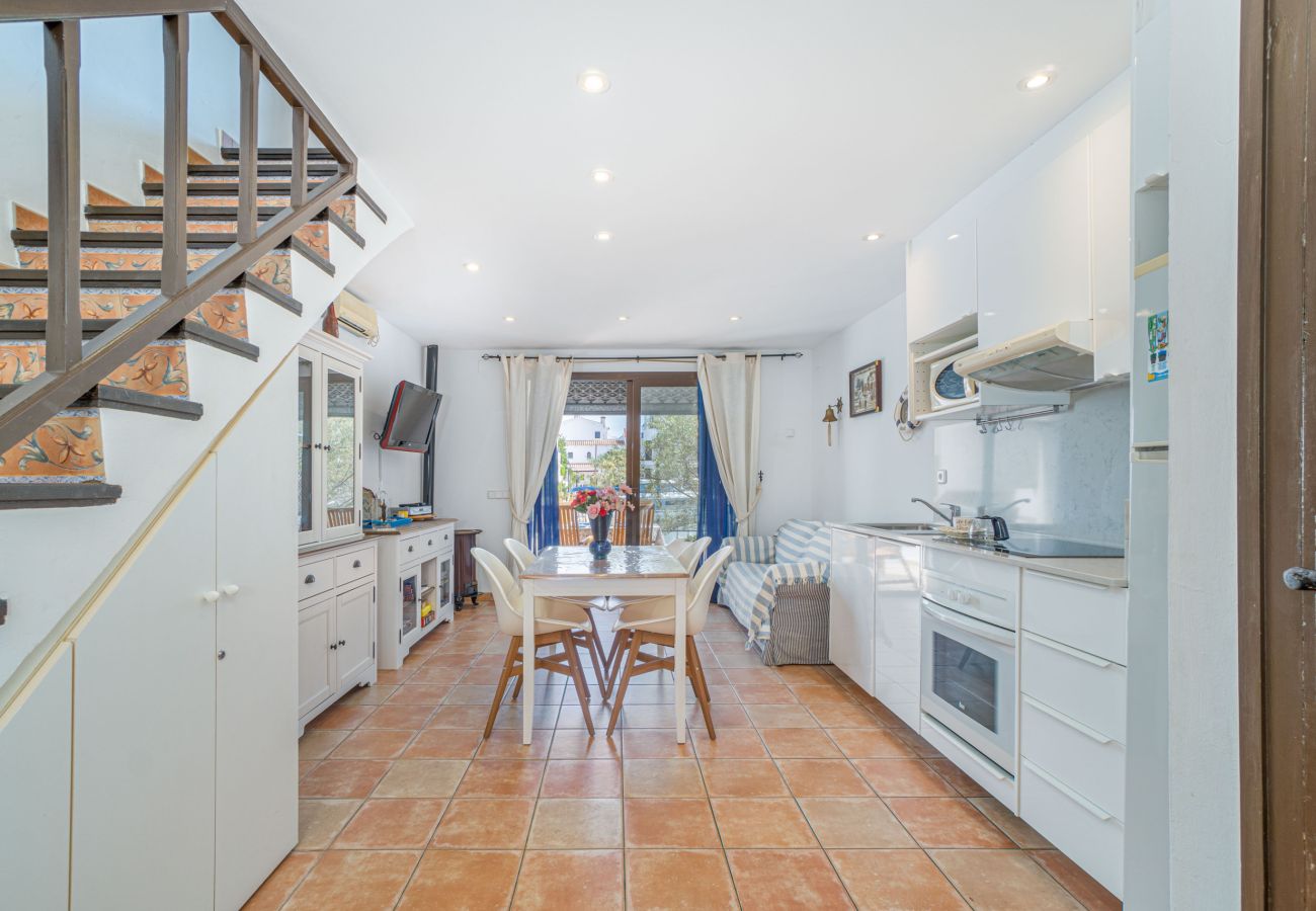 Villa à Empuriabrava - 0151-ILLA CARTAGO Maison de Pêcheur au Bord du Canal