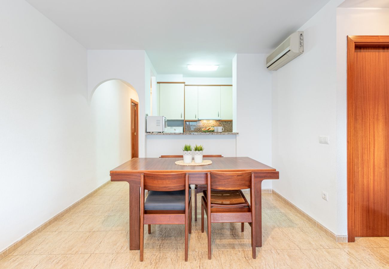 Appartement à Empuriabrava - 0088-MIRABLAU Appartement avec vue latérale sur la plage