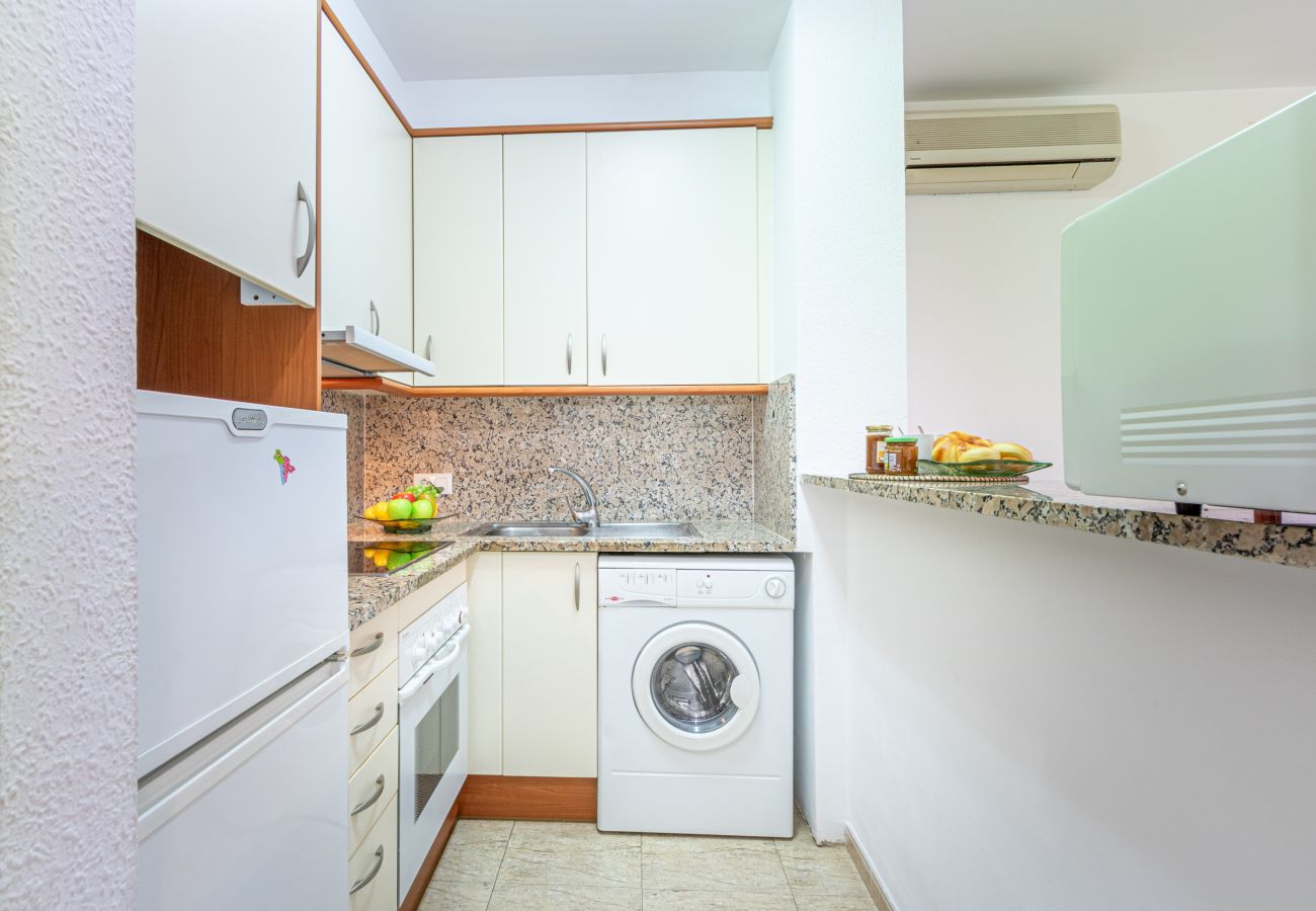 Appartement à Empuriabrava - 0088-MIRABLAU Appartement avec vue latérale sur la plage