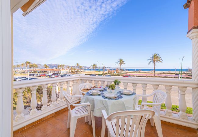 Appartement in Empuriabrava - 0021-BAHIA Appartement tegenover het strand met wifi Appartement in Empuriabrava - 0021-BAHIA Appartement tegenover het strand met wifi