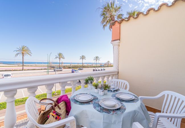 Appartement in Empuriabrava - 0021-BAHIA Appartement tegenover het strand met wifi Appartement in Empuriabrava - 0021-BAHIA Appartement tegenover het strand met wifi