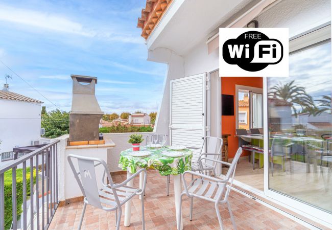 Appartement in Empuriabrava - 0012-BAHIA Appartement dichtbij het strand met parkeerplaats