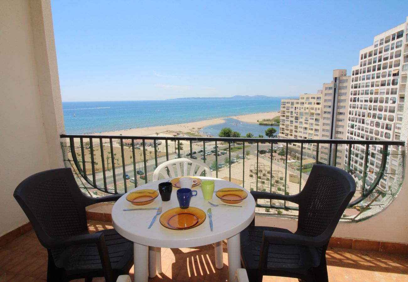 Appartement in Empuriabrava - 0186-SAN LUIS Appartement met uitzicht op zee