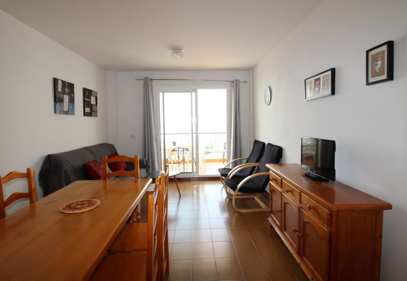 Appartement in Empuriabrava - 0186-SAN LUIS Appartement met uitzicht op zee