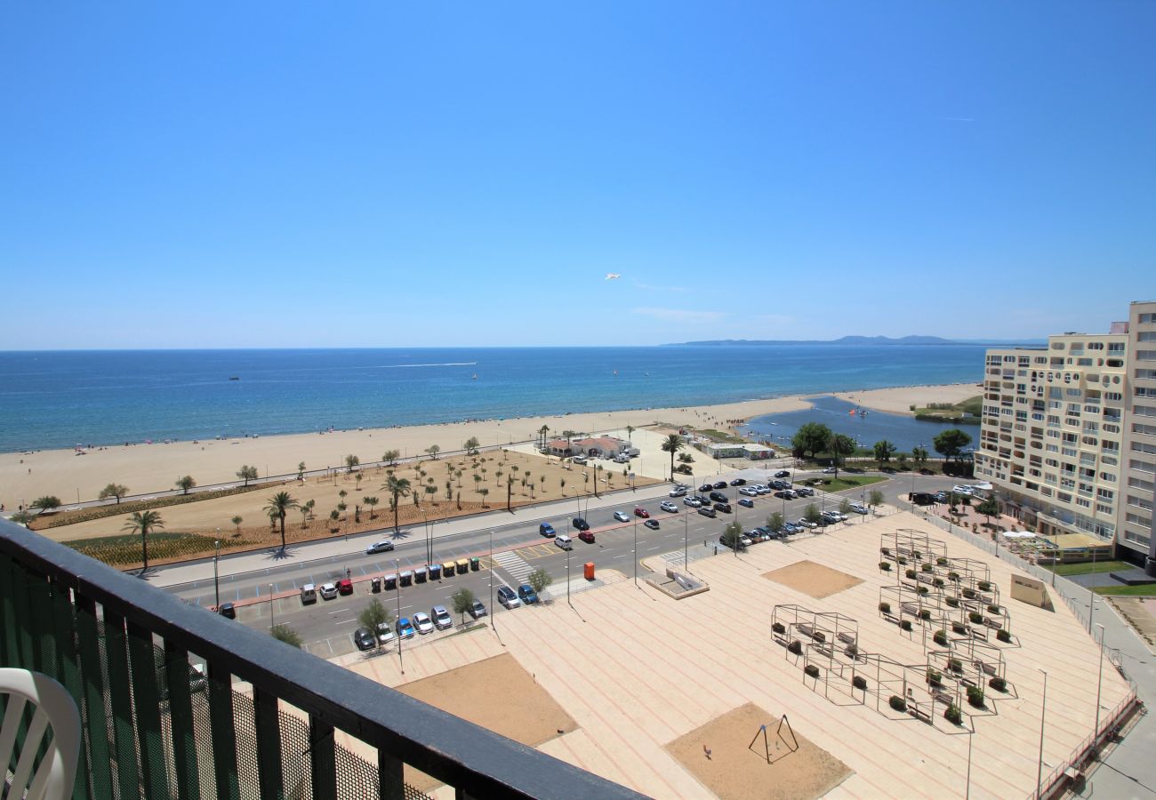 Appartement in Empuriabrava - 0186-SAN LUIS Appartement met uitzicht op zee