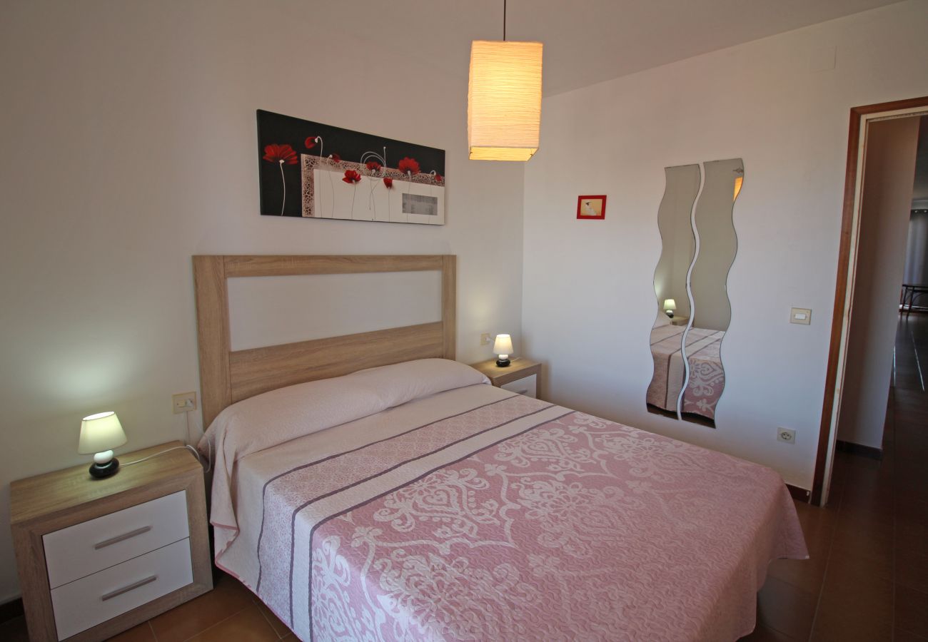 Appartement in Empuriabrava - 0186-SAN LUIS Appartement met uitzicht op zee