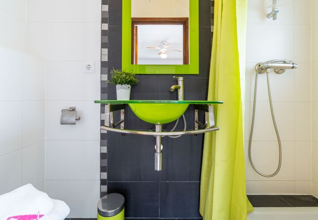 Villa in Empuriabrava - 0119-MONTSENY Huis met studio Villa in Empuriabrava - 0119-MONTSENY Huis met studio