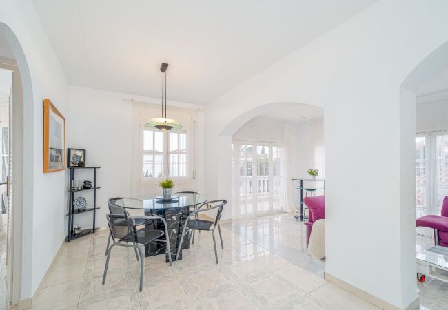 Villa in Empuriabrava - 0024-BAHIA  Huis met 3 slaapkamers dichtbij het strand Villa in Empuriabrava - 0024-BAHIA  Huis met 3 slaapkamers dichtbij het strand