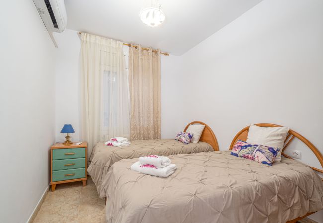 Villa in Empuriabrava - 0007-REQUESENS Huis met privé-zwembad en wifi Villa in Empuriabrava - 0007-REQUESENS Huis met privé-zwembad en wifi