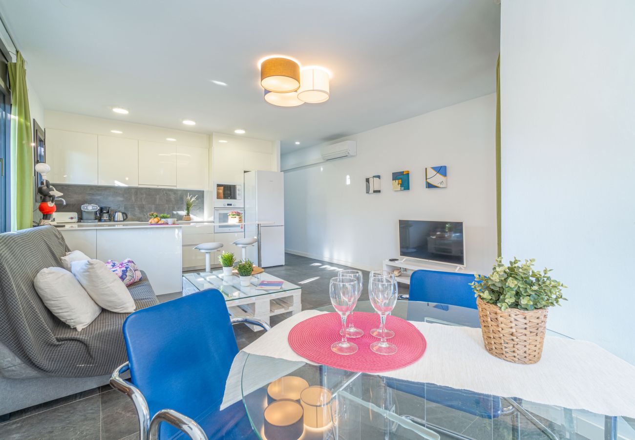 Villa in Empuriabrava - 0130-MONTGRI Huis met privé-zwembad 