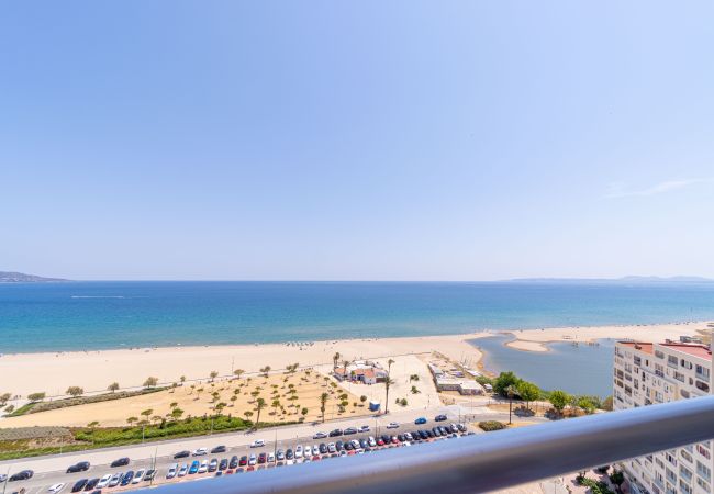 Квартира-студия на Empuriabrava - 0110-MIAMI Студия с видом на море Квартира-студия на Empuriabrava - 0110-MIAMI Студия с видом на море