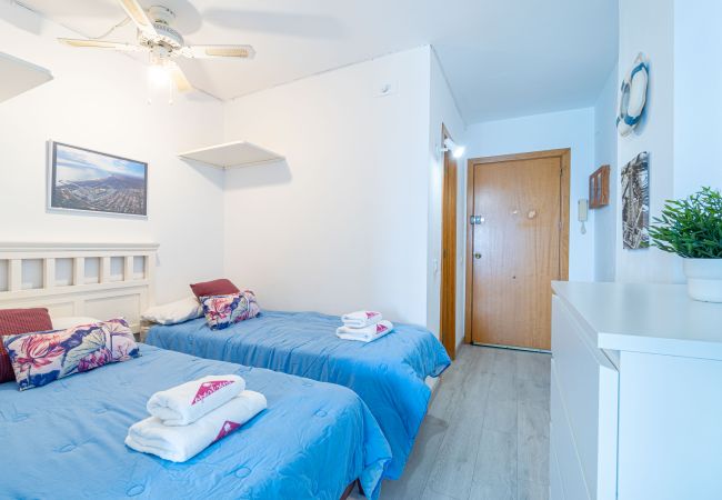 Квартира-студия на Empuriabrava - 0110-MIAMI Студия с видом на море Квартира-студия на Empuriabrava - 0110-MIAMI Студия с видом на море