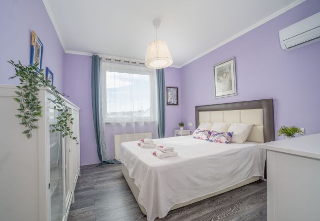 Вилла на Empuriabrava - 0125-MONTGRI Дом с бассейном и Wi-Fi Вилла на Empuriabrava - 0125-MONTGRI Дом с бассейном и Wi-Fi