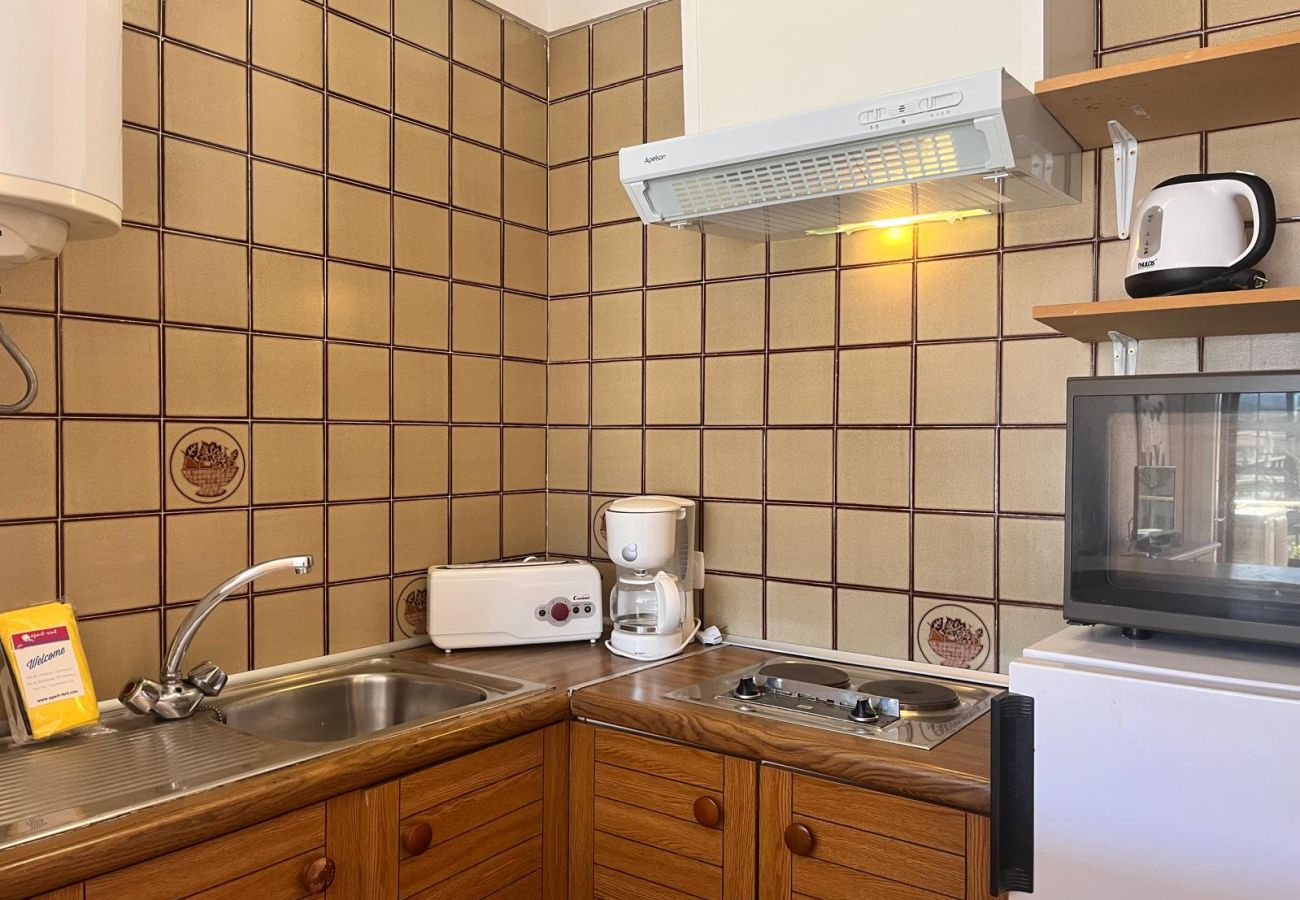 Квартира-студия на Эмпуриабра / Empuriabrava - 0167-POBLAT TIPIC Студия рядом с пляжем