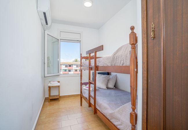 Вилла на Empuriabrava - 0153-PORTO FINO Дом на канале с причалом Вилла на Empuriabrava - 0153-PORTO FINO Дом на канале с причалом