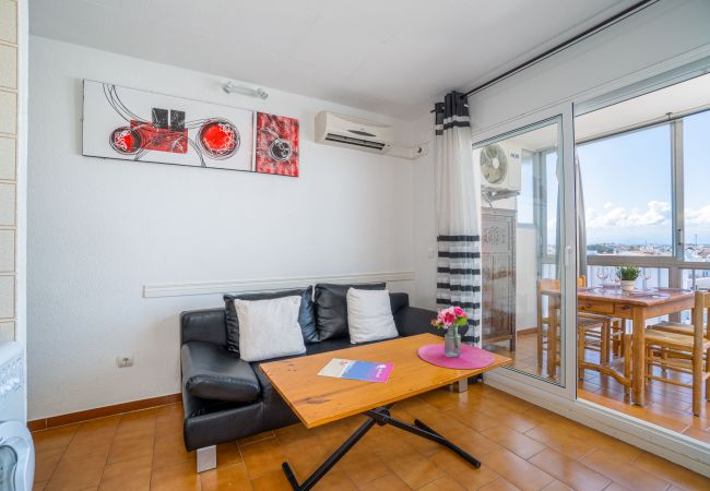 Апартаменты на Empuriabrava - 0154-PATTAYA Квартира с видом на канал Апартаменты на Empuriabrava - 0154-PATTAYA Квартира с видом на канал