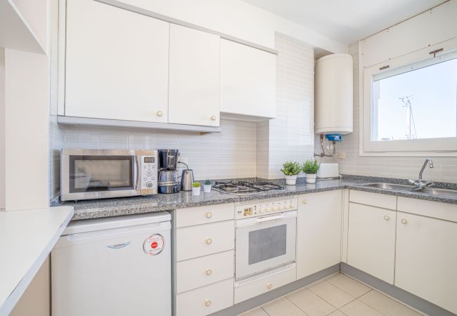 Апартаменты на Empuriabrava - 0132-PORT MOXO  Квартира с террасой и видом на канал Апартаменты на Empuriabrava - 0132-PORT MOXO  Квартира с террасой и видом на канал