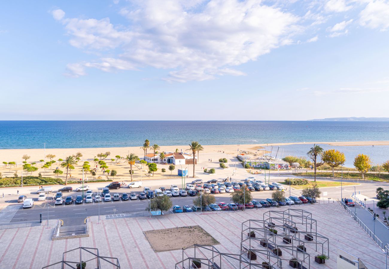 Квартира-студия на Эмпуриабра / Empuriabrava - 0111-MIAMI  Студия с видом на море