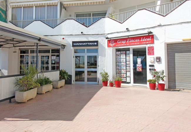 Квартира-студия на Empuriabrava - 0115-MANHATTAN Студия с видом на море Квартира-студия на Empuriabrava - 0115-MANHATTAN Студия с видом на море