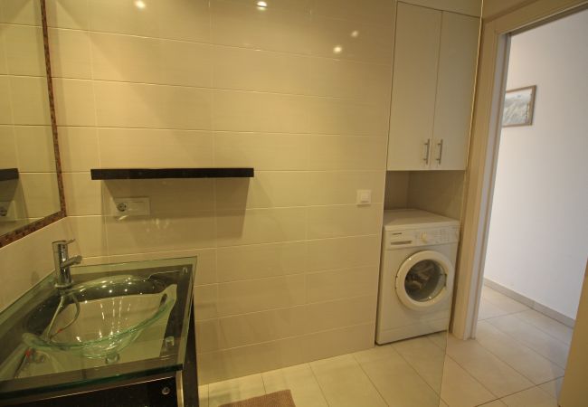 Апартаменты на Empuriabrava - 0185-SANT MAURICI Квартира с общим бассейном и видом на канал Апартаменты на Empuriabrava - 0185-SANT MAURICI Квартира с общим бассейном и видом на канал