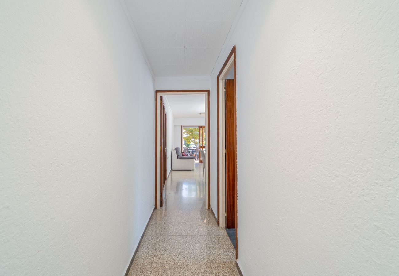 Апартаменты на Эмпуриабра / Empuriabrava - 8001-SANT MORI  Квартира рядом с пляжем