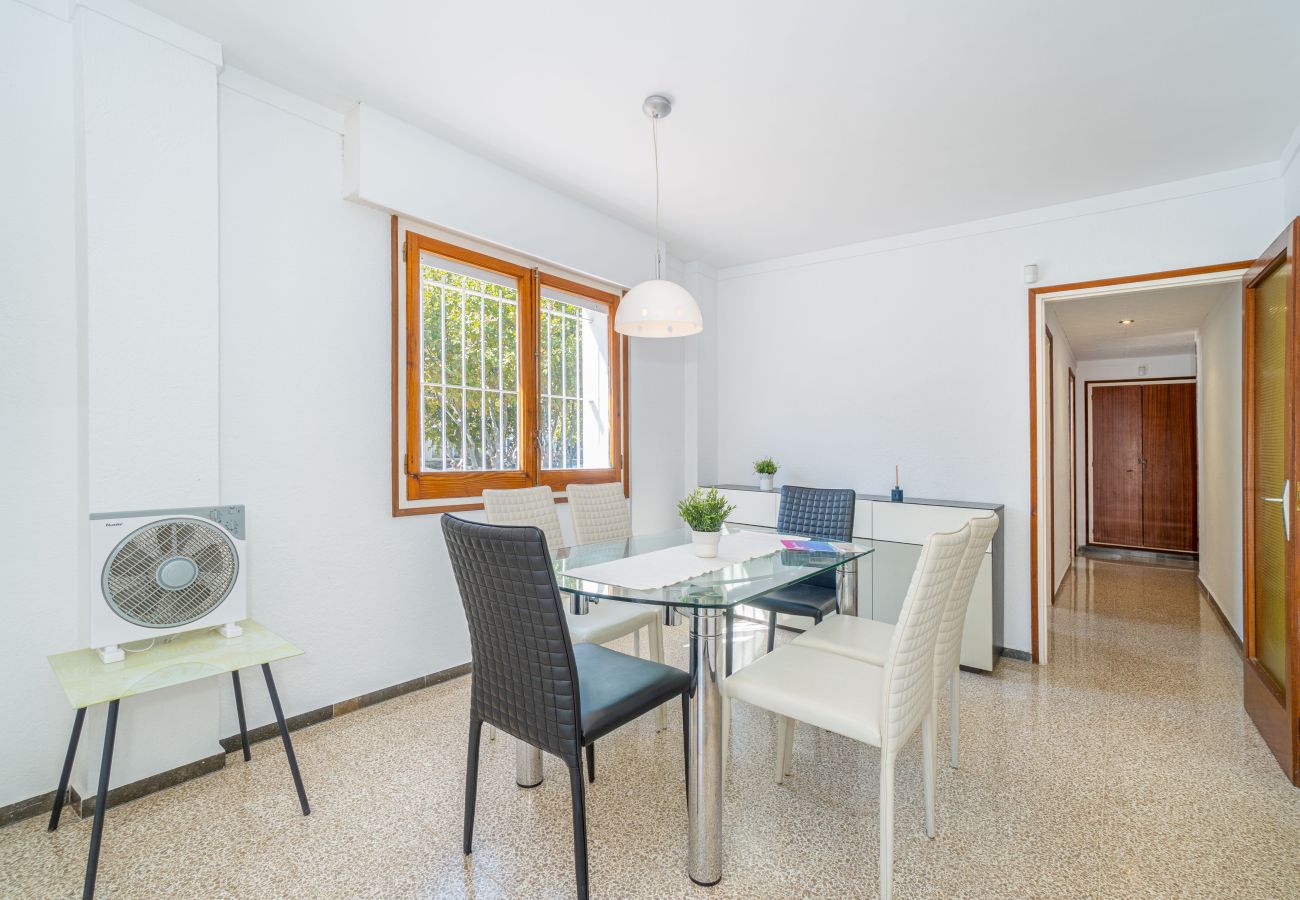Апартаменты на Эмпуриабра / Empuriabrava - 8001-SANT MORI  Квартира рядом с пляжем