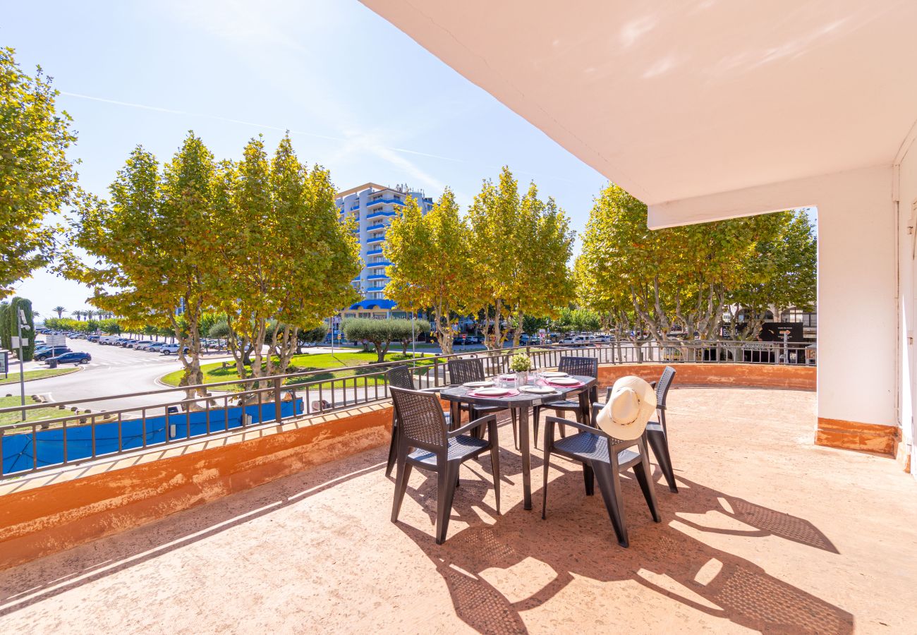 Апартаменты на Эмпуриабра / Empuriabrava - 8001-SANT MORI  Квартира рядом с пляжем