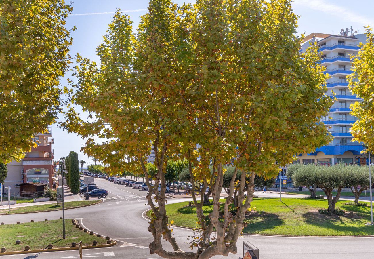 Апартаменты на Эмпуриабра / Empuriabrava - 8001-SANT MORI  Квартира рядом с пляжем