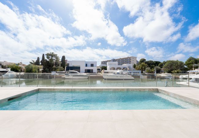 Апартаменты на Rosas / Roses - 2010-AV.PLATJA Квартира высокого класса с общим бассейном и парковкой Апартаменты на Rosas / Roses - 2010-AV.PLATJA Квартира высокого класса с общим бассейном и парковкой