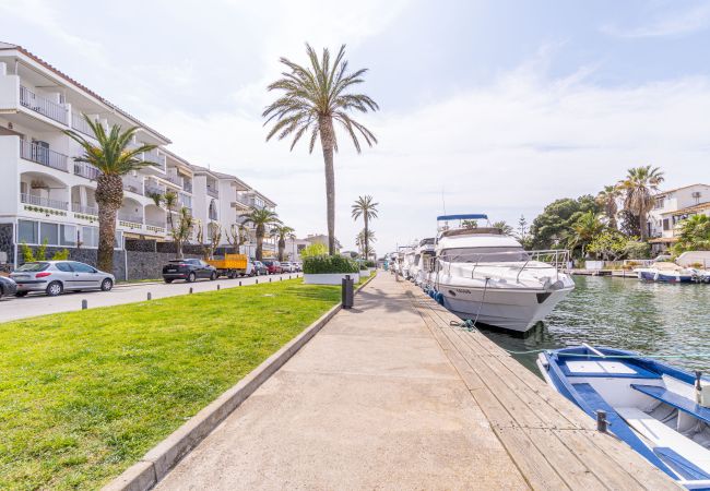 Апартаменты на Empuriabrava - 0159-PATTAYA Квартира рядом с пляжем Апартаменты на Empuriabrava - 0159-PATTAYA Квартира рядом с пляжем