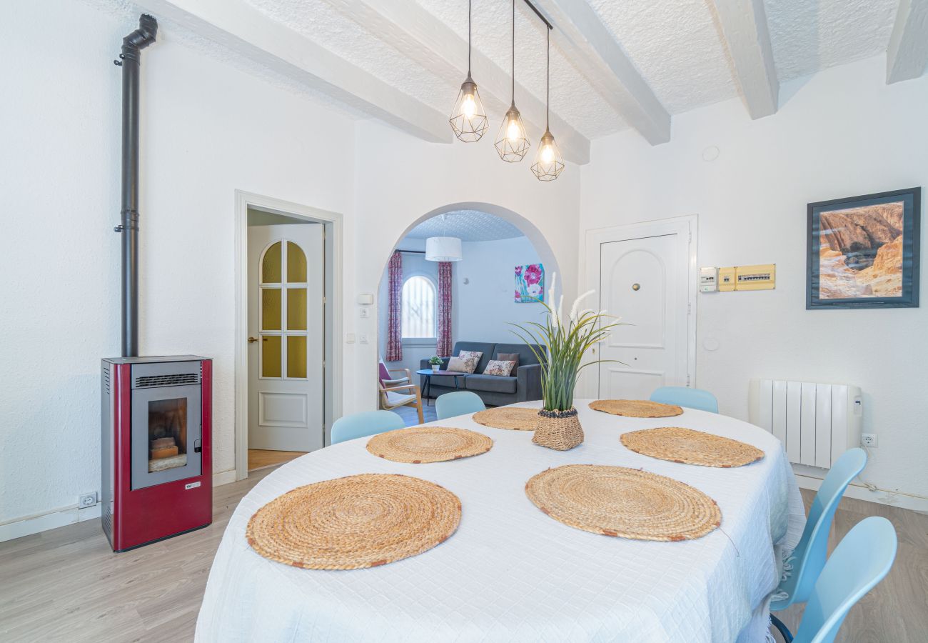 Вилла на Эмпуриабра / Empuriabrava - 0082-PANI Дом с 3 спальнями